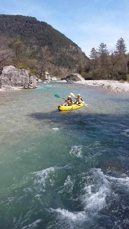 Les Acacias Otel Vercheny Dış mekan fotoğraf